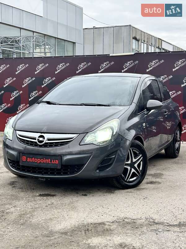 Хетчбек Opel Corsa 2014 в Сумах