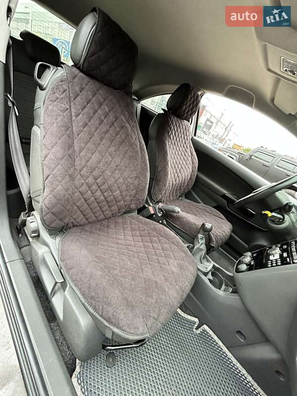 Хетчбек Opel Corsa 2014 в Сумах