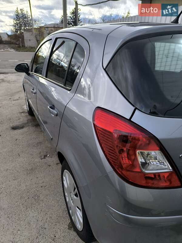 Хетчбек Opel Corsa 2007 в Охтирці