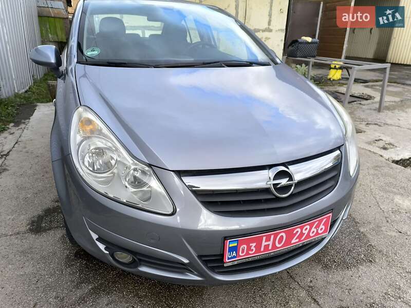 Хетчбек Opel Corsa 2007 в Охтирці