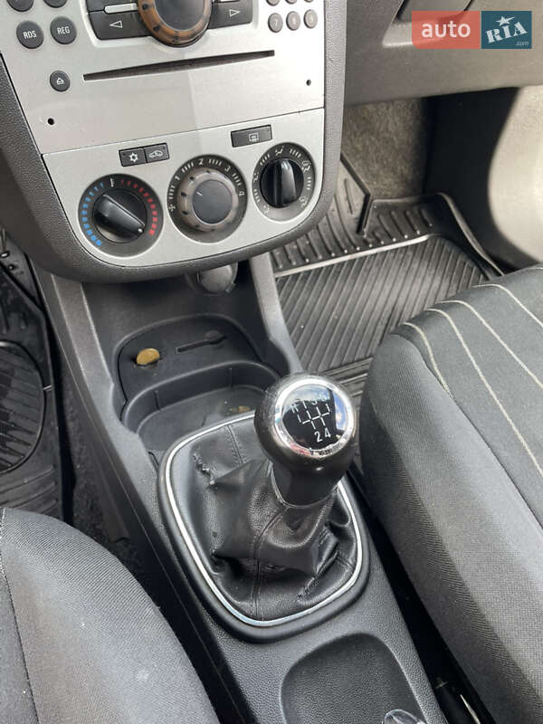 Хетчбек Opel Corsa 2009 в Стрию фото 19 Хетчбек Opel Corsa 2009 в Стрию