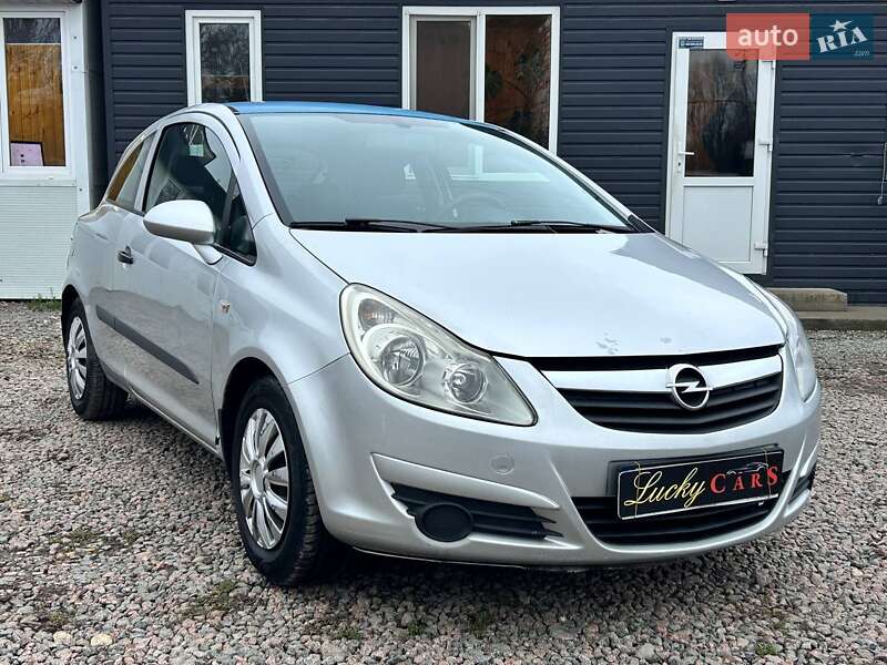 Хэтчбек Opel Corsa 2007 в Одессе