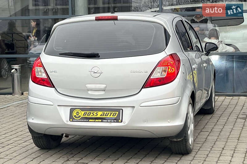 Хетчбек Opel Corsa 2008 в Івано-Франківську