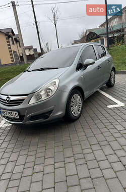Хэтчбек Opel Corsa 2010 в Виннице