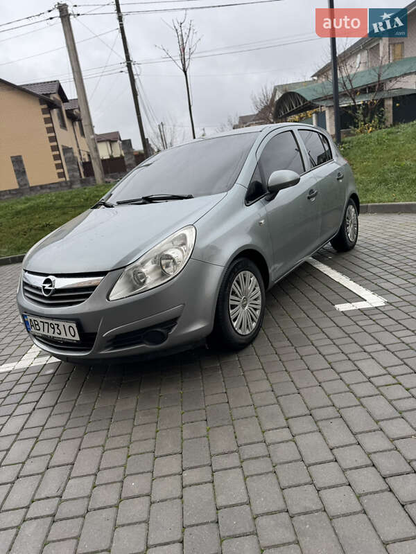 Хэтчбек Opel Corsa 2010 в Виннице фото Хэтчбек Opel Corsa 2010 в Виннице
