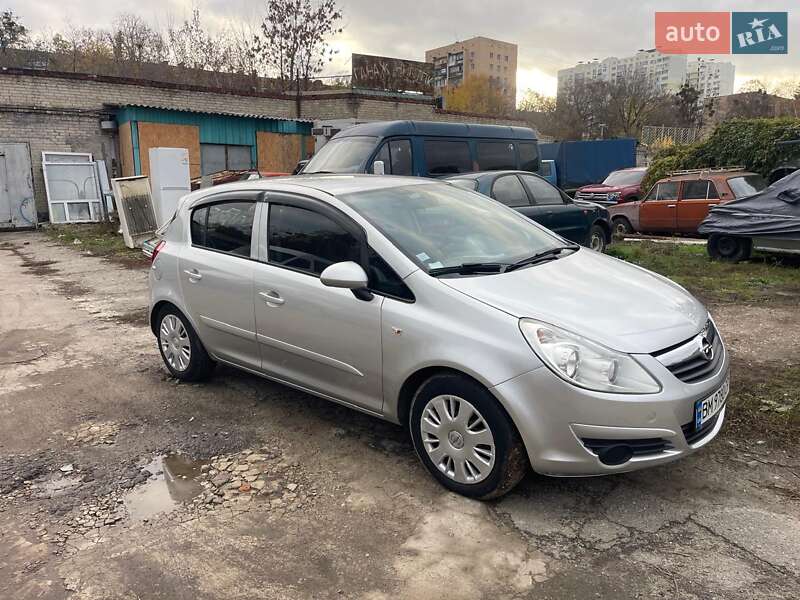 Хэтчбек Opel Corsa 2007 в Харькове