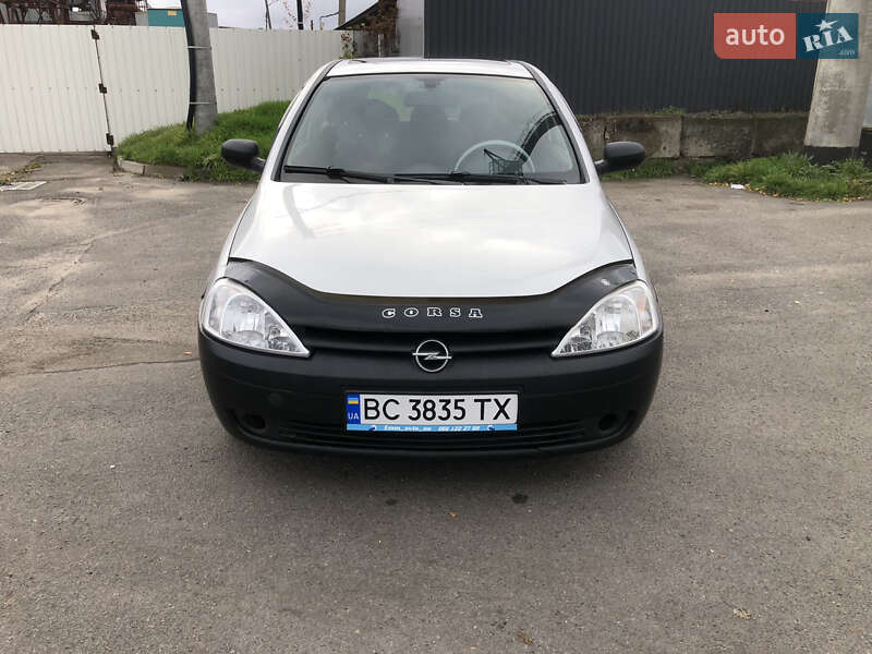 Хетчбек Opel Corsa 2001 в Кривому Розі фото 2 Хетчбек Opel Corsa 2001 в Кривому Розі