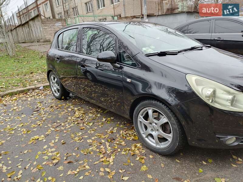 Хетчбек Opel Corsa 2008 в Запоріжжі