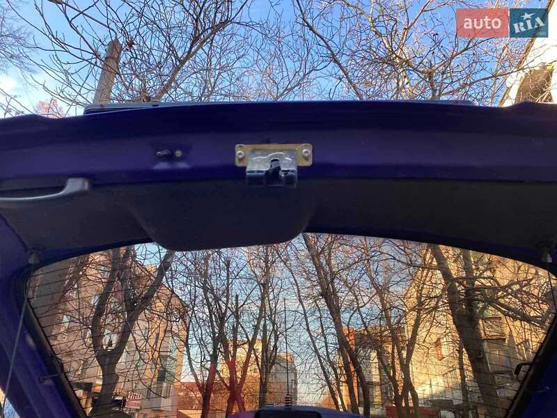 Хетчбек Opel Corsa 1999 в Первомайську