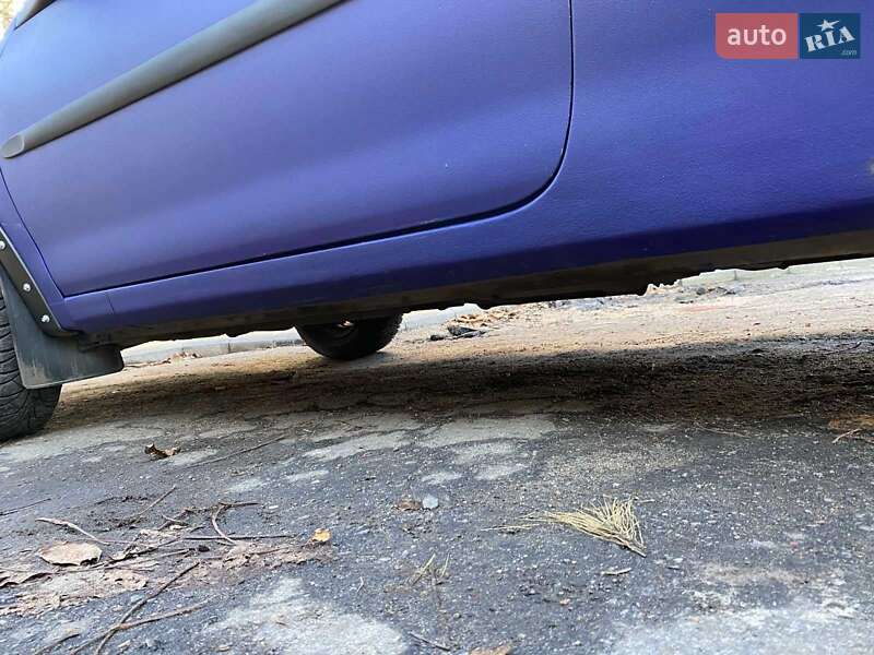 Хетчбек Opel Corsa 1999 в Первомайську