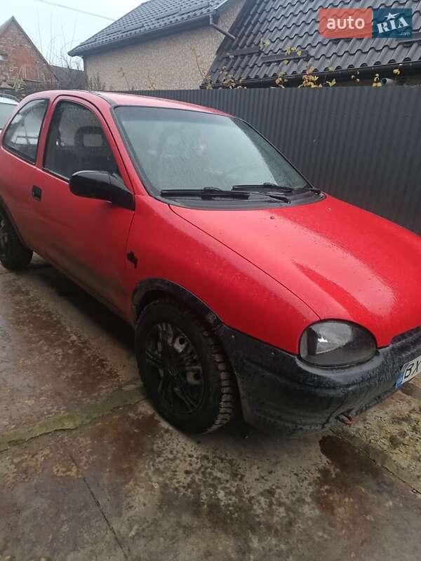 Хетчбек Opel Corsa 1994 в Ярмолинцях