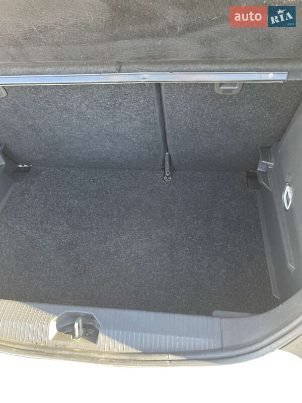 Хэтчбек Opel Corsa 2010 в Калуше фото 7 Хэтчбек Opel Corsa 2010 в Калуше