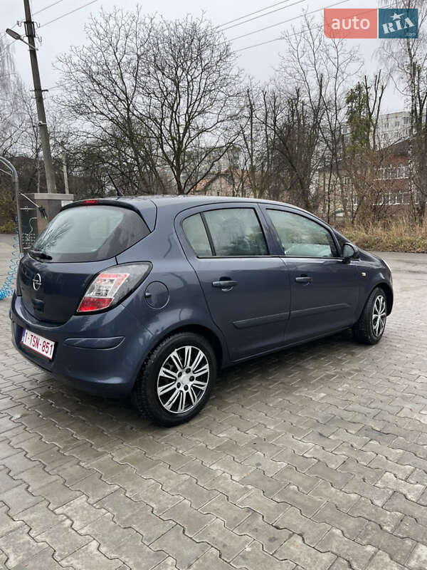 Хетчбек Opel Corsa 2008 в Коломиї