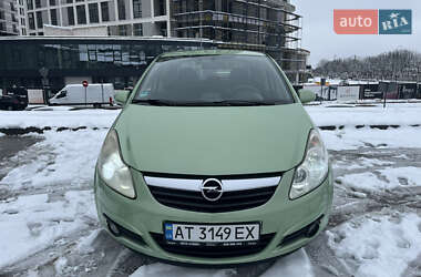 Хэтчбек Opel Corsa 2008 в Львове