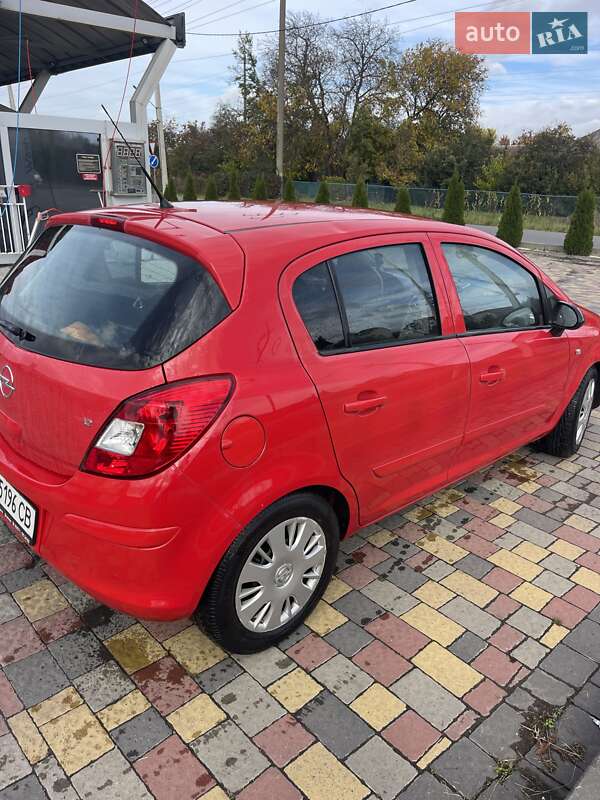 Хетчбек Opel Corsa 2007 в Ужгороді