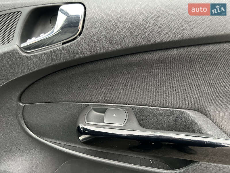 Хетчбек Opel Corsa 2010 в Києві