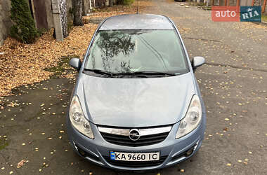 Хэтчбек Opel Corsa 2007 в Киеве