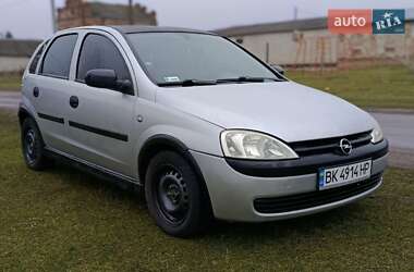 Хетчбек Opel Corsa 2002 в Млиніві