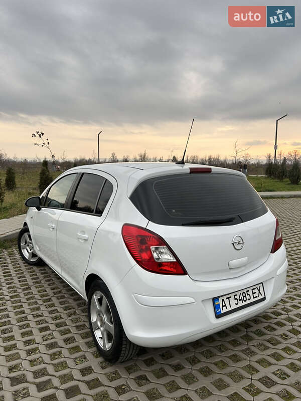 Хетчбек Opel Corsa 2012 в Коломиї фото 5 Хетчбек Opel Corsa 2012 в Коломиї