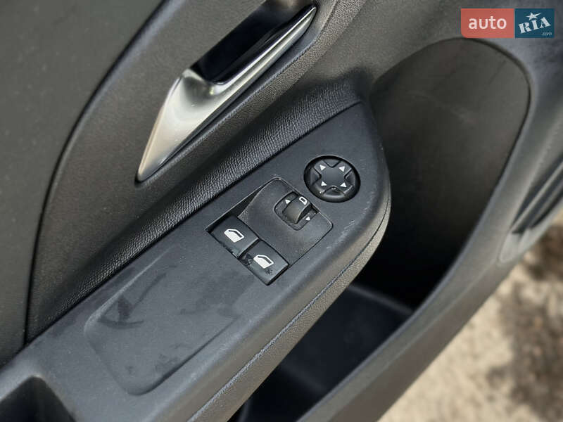 Хетчбек Opel Corsa 2022 в Шептицькому