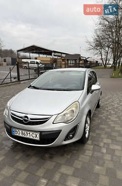 Хэтчбек Opel Corsa 2011 в Тернополе