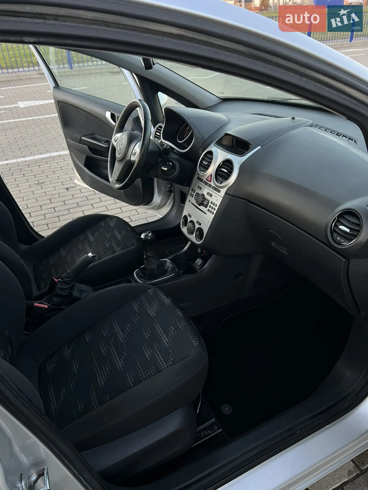 2011 Opel Corsa - мініатюра 28