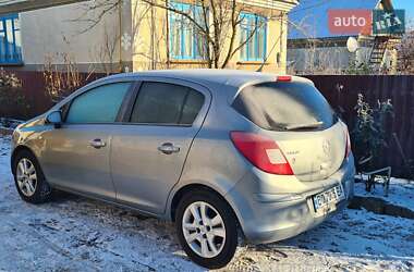 Хэтчбек Opel Corsa 2010 в Тернополе