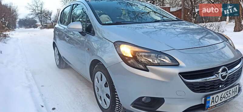 Хэтчбек Opel Corsa 2016 в Ужгороде