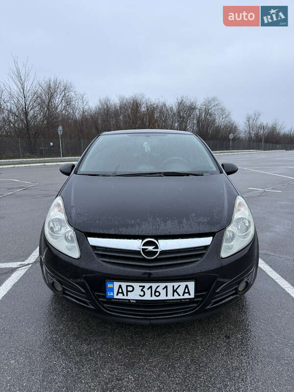Хэтчбек Opel Corsa 2007 в Запорожье