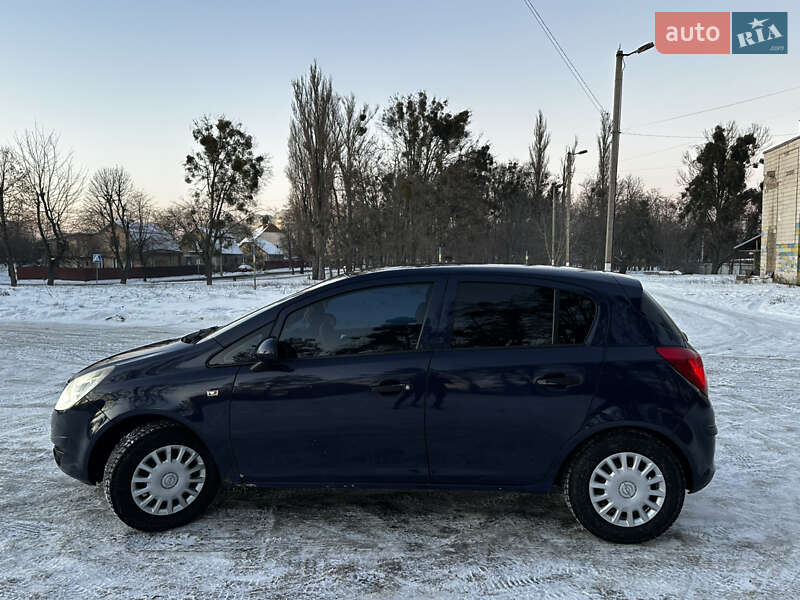 Хэтчбек Opel Corsa 2009 в Боярке