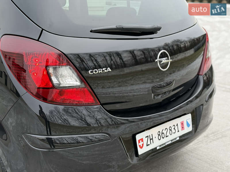 Хэтчбек Opel Corsa 2009 в Луцке
