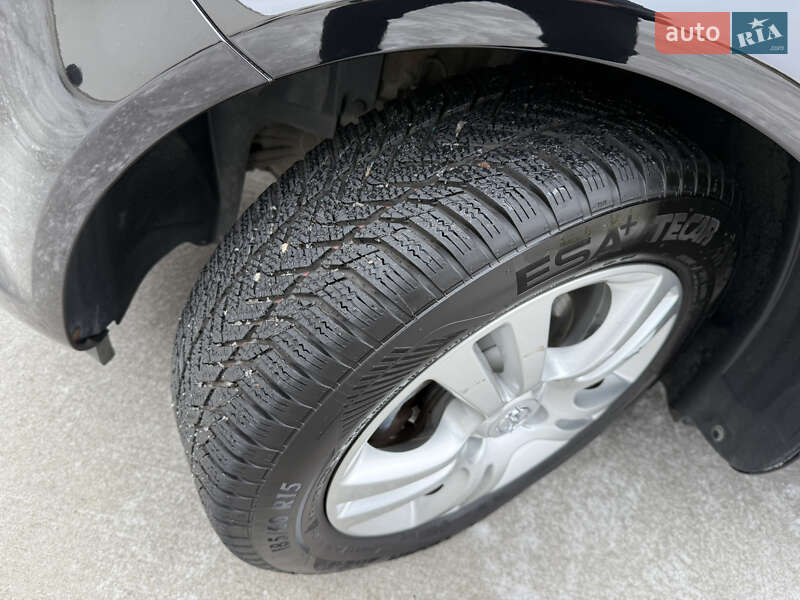 Хэтчбек Opel Corsa 2009 в Луцке