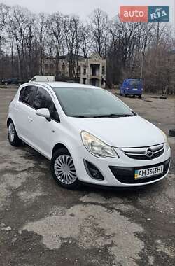 Хетчбек Opel Corsa 2012 в Дніпрі