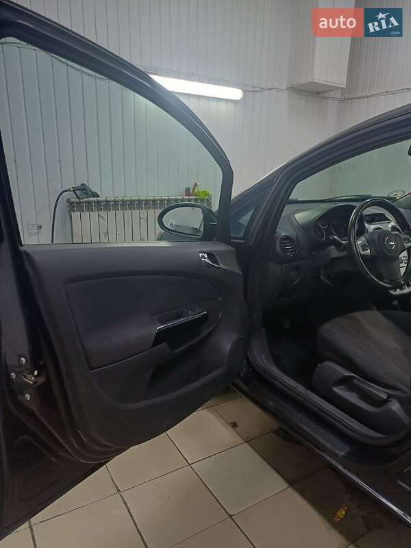 Хэтчбек Opel Corsa 2010 в Житомире фото 19 Хэтчбек Opel Corsa 2010 в Житомире