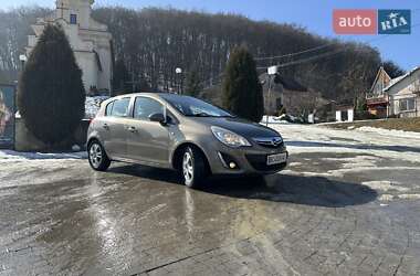 Хетчбек Opel Corsa 2013 в Львові
