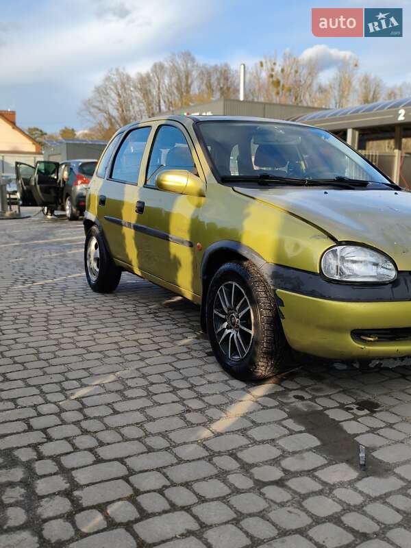 Хэтчбек Opel Corsa 2000 в Львове фото 2 Хэтчбек Opel Corsa 2000 в Львове