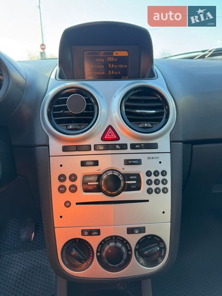 Хетчбек Opel Corsa 2012 в Хмельницькому