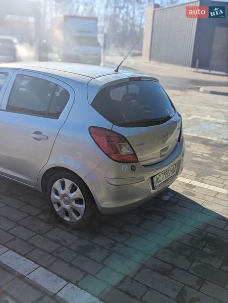 Хэтчбек Opel Corsa 2008 в Луцке
