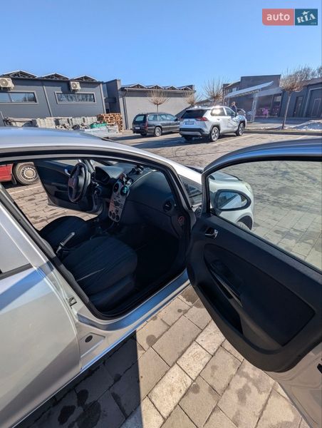 Хэтчбек Opel Corsa 2008 в Луцке
