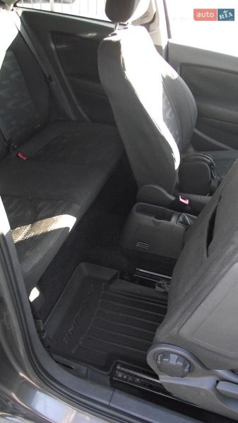 Хэтчбек Opel Corsa 2011 в Житомире