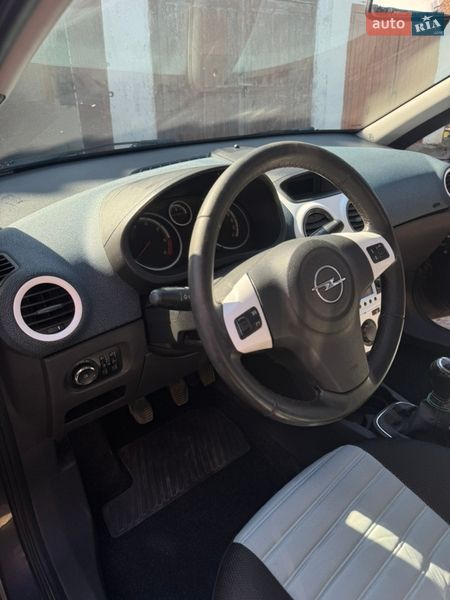 Хэтчбек Opel Corsa 2011 в Коломые