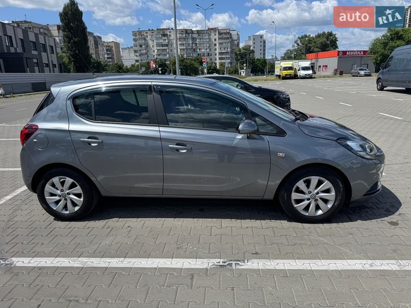 Хэтчбек Opel Corsa 2017 в Киеве