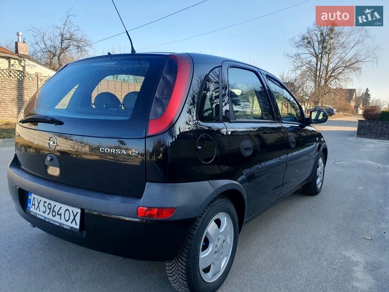 Хэтчбек Opel Corsa 2001 в Харькове