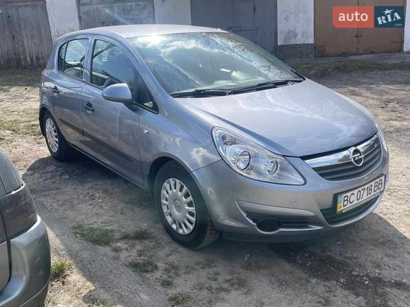 Хэтчбек Opel Corsa 2007 в Львове