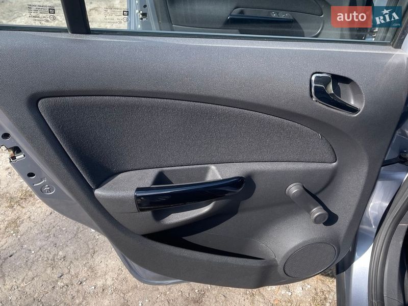 Хэтчбек Opel Corsa 2007 в Львове