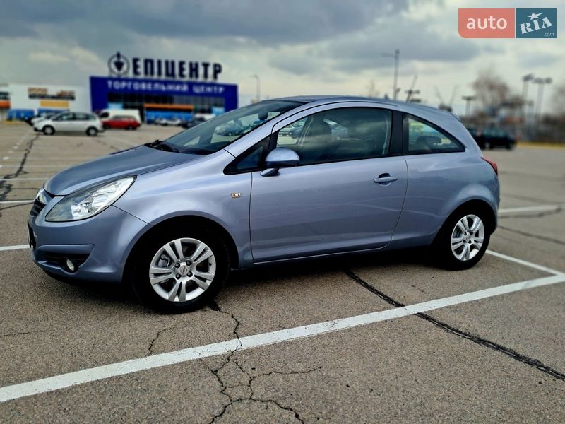 Хэтчбек Opel Corsa 2009 в Запорожье фото 14 Хэтчбек Opel Corsa 2009 в Запорожье