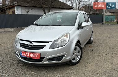 Хетчбек Opel Corsa 2010 в Смілі