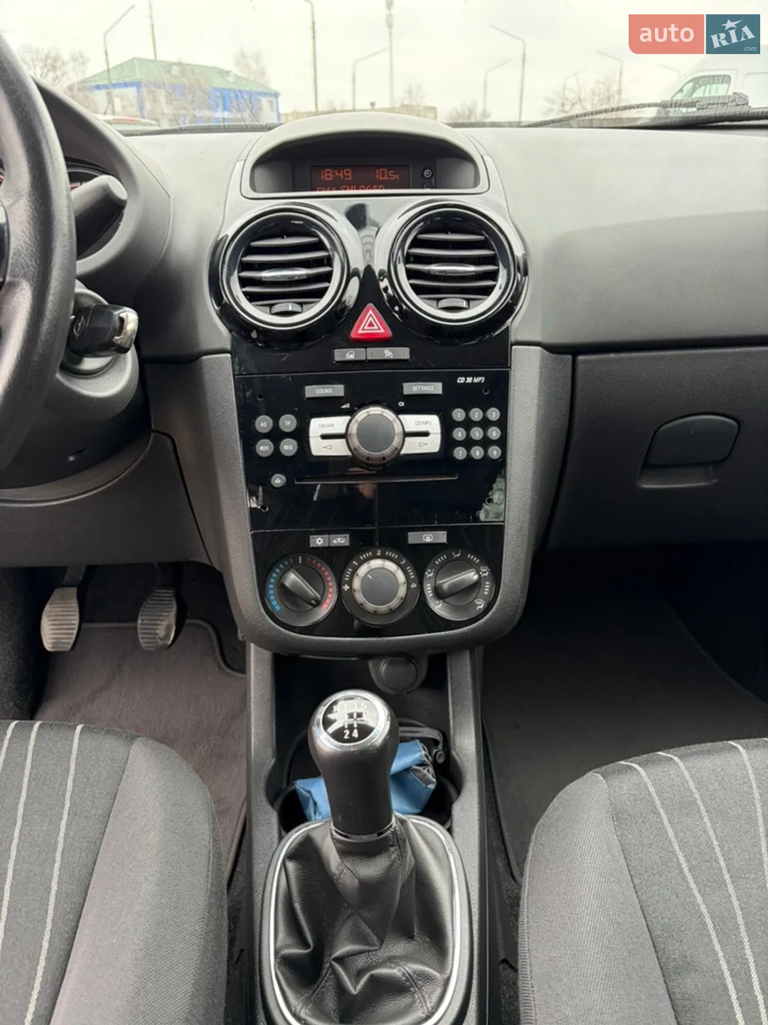 2010 Opel Corsa - мініатюра 11