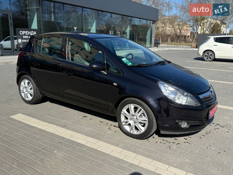 Хэтчбек Opel Corsa 2008 в Луцке фото 2 Хэтчбек Opel Corsa 2008 в Луцке