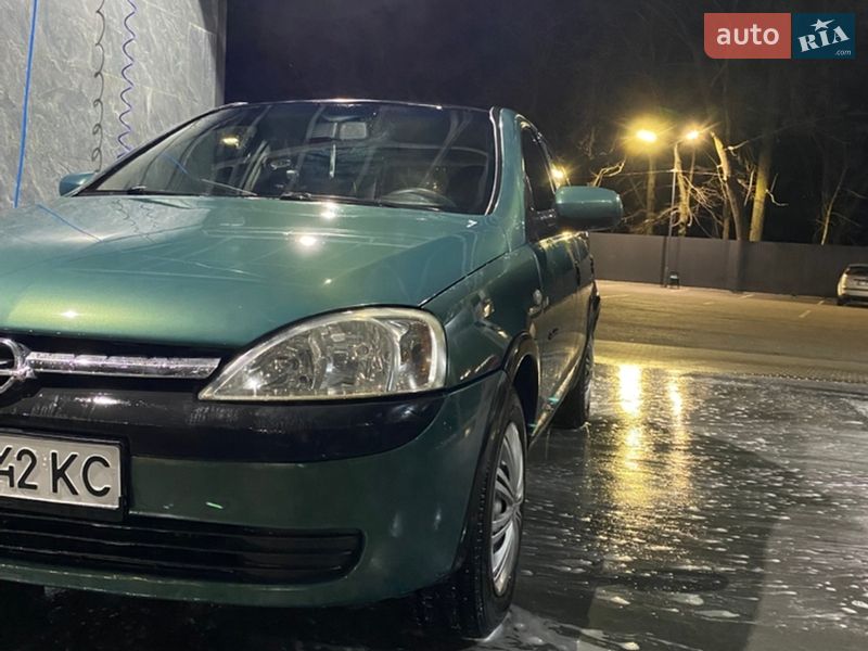 Хетчбек Opel Corsa 2003 в Броварах фото 2 Хетчбек Opel Corsa 2003 в Броварах